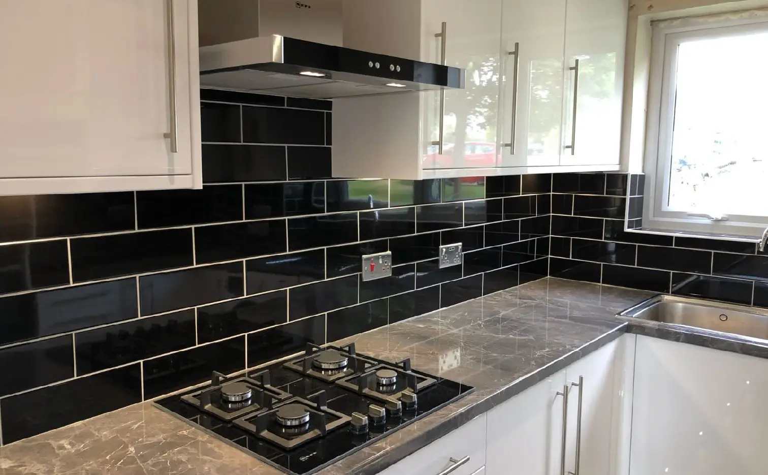black-and-white-tiling